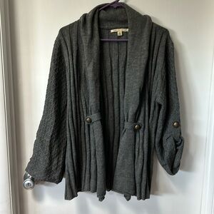 Carolyn Taylor, XL, grayish green